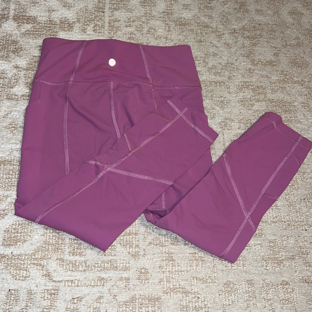 Lululemon cropped leggings with side pockets